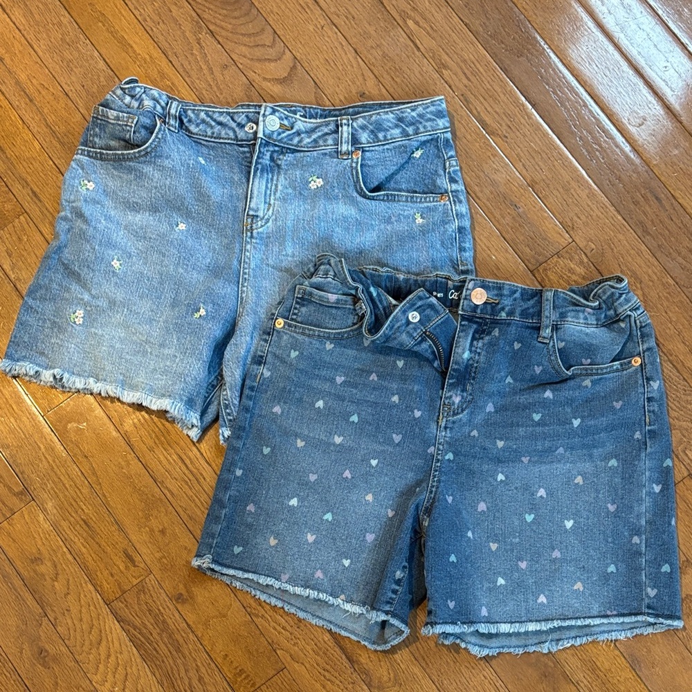 Cat & Jack Denim Shorts Set with Heart and Floral Designs